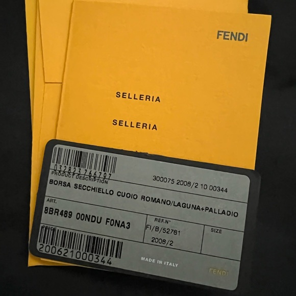 Fendi Selleria Leather Bucket Bag Mint Condition- GREAT DEAL! - Picture 8 of 8